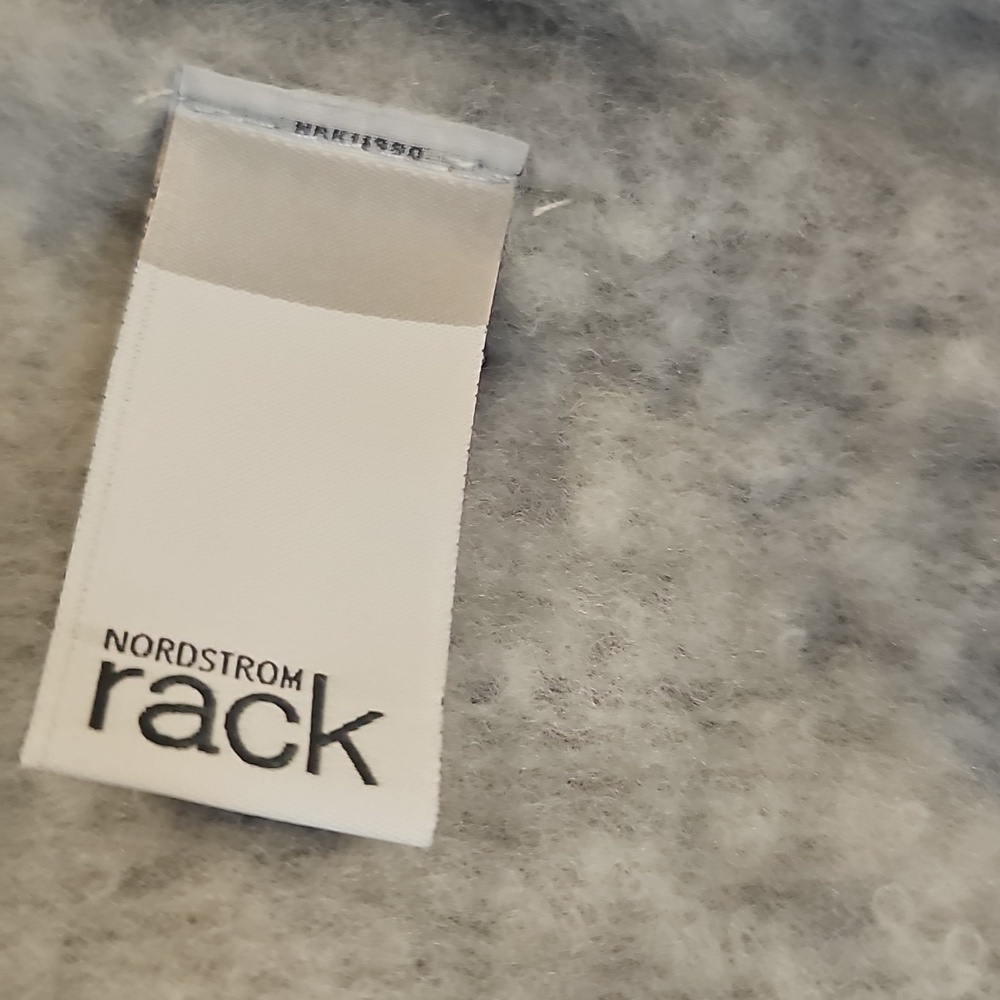 New Nordstrom Rack Faux Pearl Embellished Scarf Gray/White Os — image 8 of 8